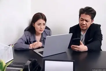 Sutradara Toket Jumbo Disodok Kru di Lokasi Syuting